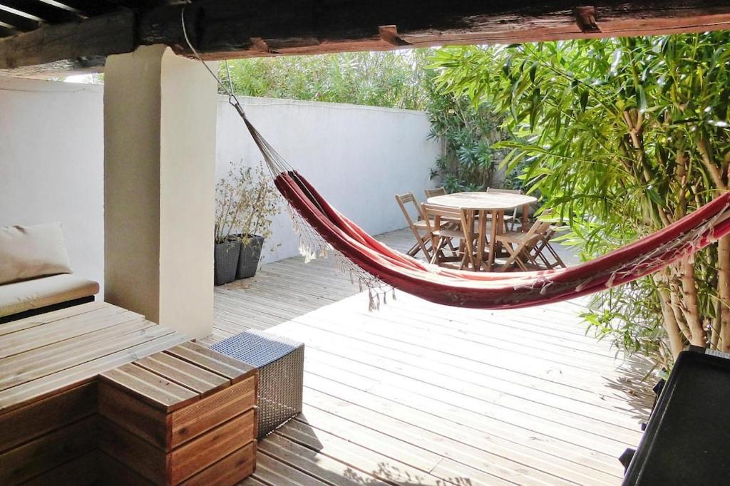 Holiday Home With Shared Pool Saintes-Maries-de-la-Mer Exterior photo